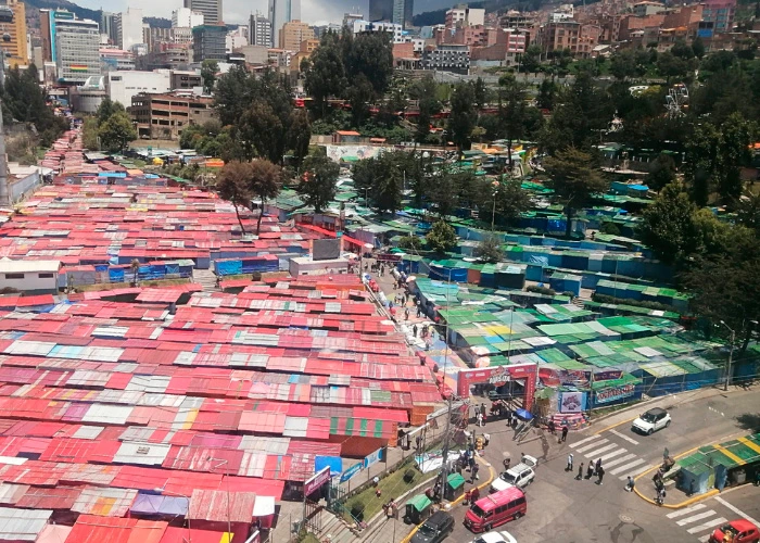 Alasitas-La Feria colorida - La Paz Bolivia
